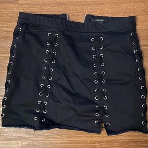 zip up skirt